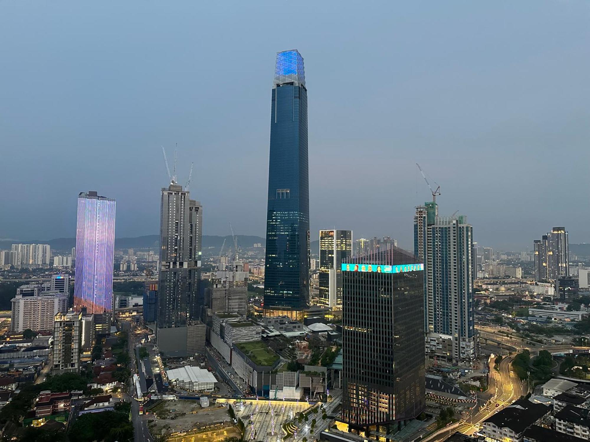 Axon Bukit Bintang By Tr Apartment